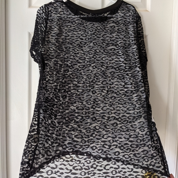 Leopard print shirt with sheer sleeves and back - Picture 2 of 2